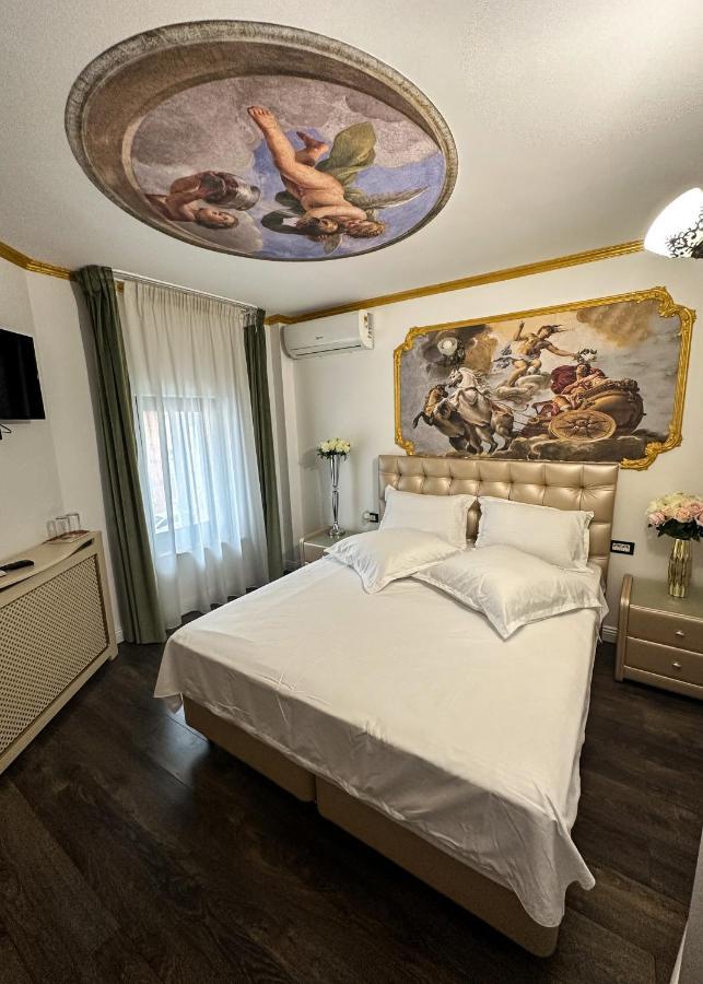Oasis Historic Central House Bukarest Eksteriør billede